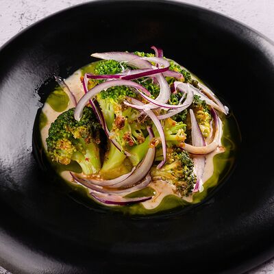 Брокколи на гриле с ореховым соусом в Близкие по цене 210 ₽