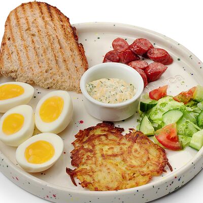 Богатырский завтрак с колбасками в Паруса по цене 623 ₽