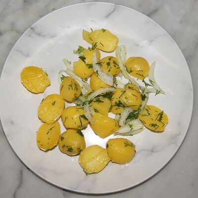 Картофель отварной в Халяль по цене 150 ₽