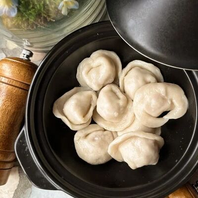 Пельмени рыбные в Легенда по цене 540 ₽