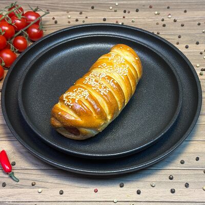 Сосиска в тесте в Шашлык тандыр по цене 130 ₽