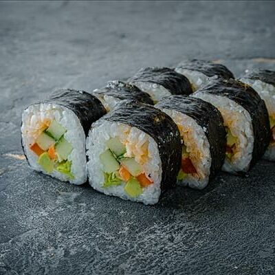 Ролл овощной в Pizza & Sushi Hub по цене 540 ₽