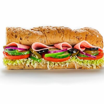 Сэндвич с ветчиной в Subway & SUBJOY по цене 319 ₽