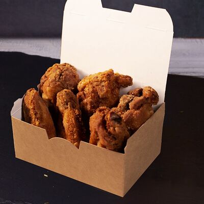 Куриные крылышки в Эстет бургер по цене 348 ₽