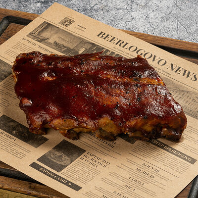 Ребра свиные в соусе барбекю в BeerLogovo по цене 900 ₽