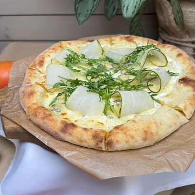 Пицца 4 сыра в Pro Вкус по цене 840 ₽