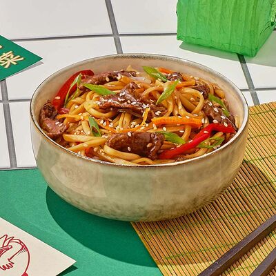 Удон с говядиной в Dostaевский по цене 539 ₽