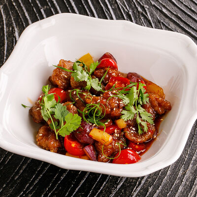 Курица с ананасами в Ginza по цене 1390 ₽