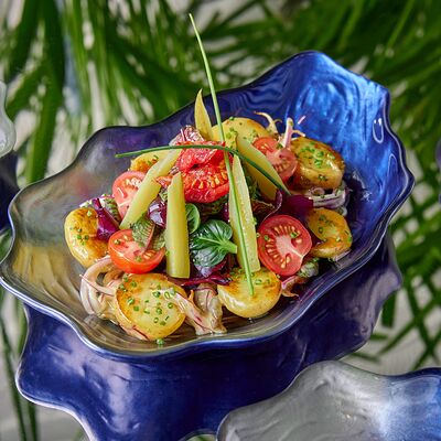 Теплый салат с вешенками в Море на Патриках по цене 490