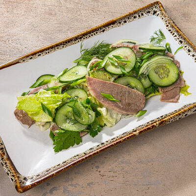 Салат из языка со свежим огурцом в Курагадиван по цене 465