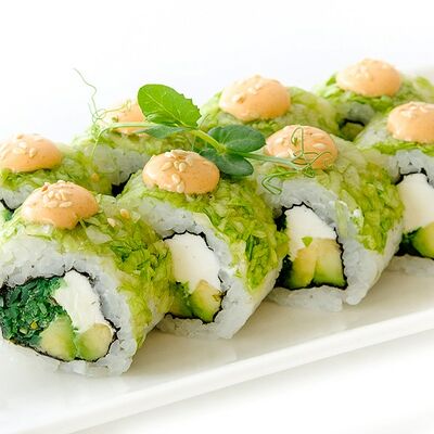 Ролл с чуккой и кунжутом в Fusion Sushi по цене 13 р.