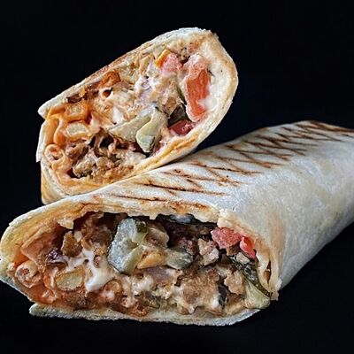 Шаурма Деревенская М в Ваш лаваш по цене 8 р.