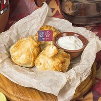 Хинкали с гребешком и креветками Том ям 3шт в Мушмула