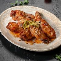 Крылышки в соусе свит-чили в La Strada