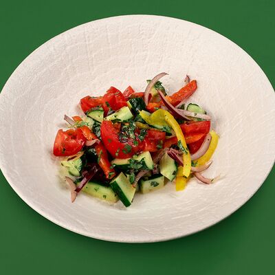 Овощной салатв Лаваш Town Красная по цене 350 ₽