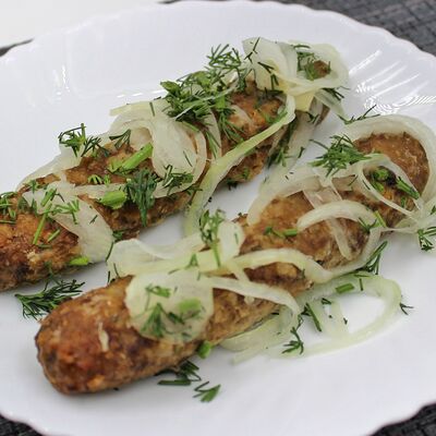 Люля-кебаб в Чёрный и белый по цене 156 ₽