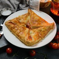 Хачапури с сыром сулугуни в Хуторок