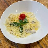Спагетти с курицей в Кафе Анненфельд
