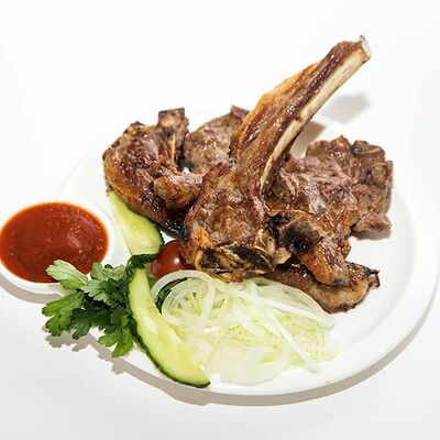 Шашлык из баранины (корейка) в Кафе на развилке по цене 1150 ₽