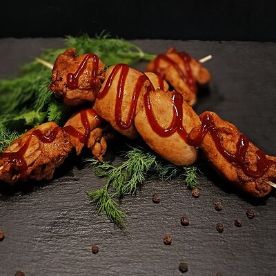 Мясо на шпажках в Блин да денёр по цене 399 ₽