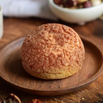 Пирожное Шу Ореховое в Lao Lee по цене 395 ₽