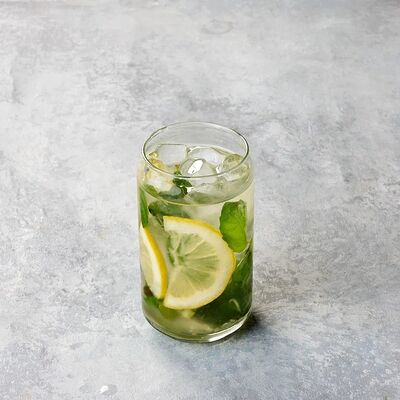 Зеленый чай базилик-лимон в На Парах по цене 290 ₽