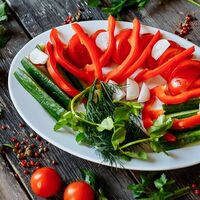 Ассорти из свежих овощей в Чаплин