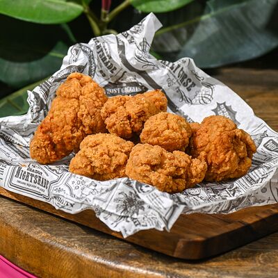 Крылья в панировке L в Контейнер по цене 560 ₽