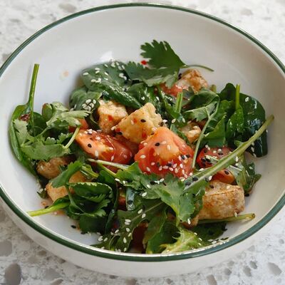 Салат с хрустящими баклажанамив Cream Soda по цене 550 ₽