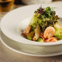 Салат с хрустящим баклажаном в Saint Jacques