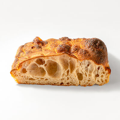 Пшеничная фокаччав Masa Madre по цене 470 ₽