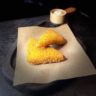 Жареный сыр в Шампур по цене 380 ₽