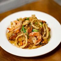 Тяхан с морепродуктами в No Bad Days