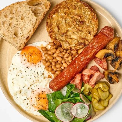 Большой завтрак с мясом в Mike&Molly по цене 960 ₽