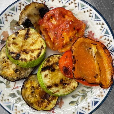 Овощи на гриле в Ешь Мясо BISTRO по цене 690 ₽