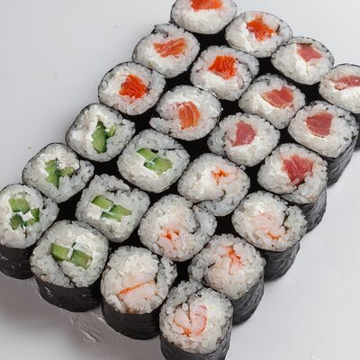 Сет Компромисс в Underground Sushi City по цене 1160 ₽