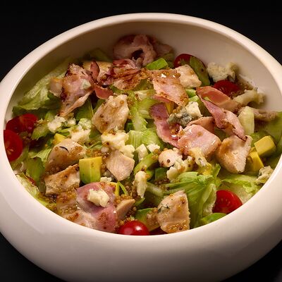 Салат Кобб в COFFEEПЕЙ по цене 597 ₽