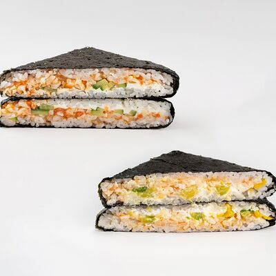 Набор суши-сэндвичей: Кани и Фила в IPPIN - Fusion Panasia по цене 708 ₽