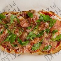 Прошутто крудо с рукколой в Falko Pizza