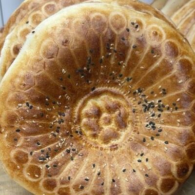 Узбекская лепешка в Сэр Донер по цене 120 ₽