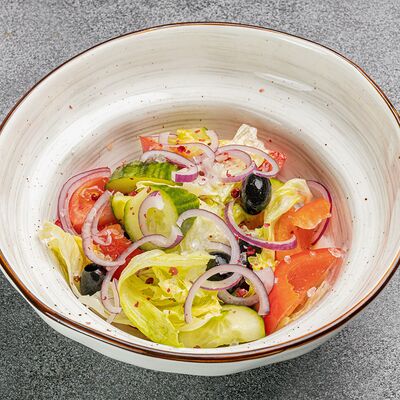 Салат греческий в Коломан по цене 360 ₽