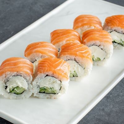 Ролл Филадельфия в CRAZY SUSHI по цене 497 ₽