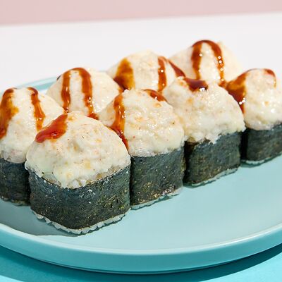 Запеченный ролл с креветкой в Ostrov по цене 581 ₽