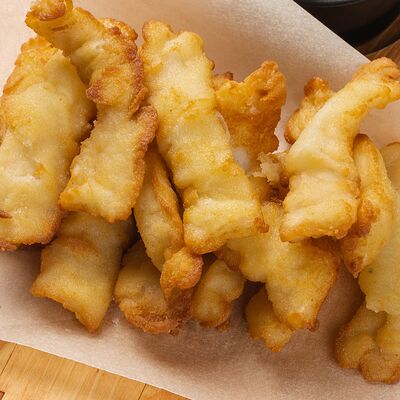 Кальмар в панировкев ТОПКА Пицца на дровах по цене 499 ₽