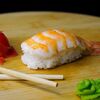 Суши с креветкой в Yo! Sushi по цене 180