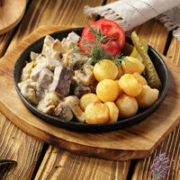 Жареха с говяжьим языком и грибами в Купец