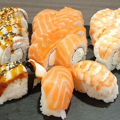 Сет №23 в Sushi рай по цене 2640 ₽