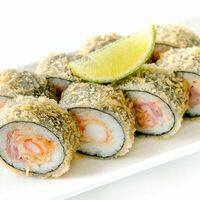 Темпура ролл с беконом в Fusion Sushi