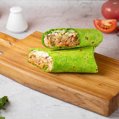 Шаурма куриная в чесночном лаваше в Хлебное место по цене 300 ₽