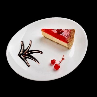 Чизкейк (клубника) в Леон по цене 350 ₽